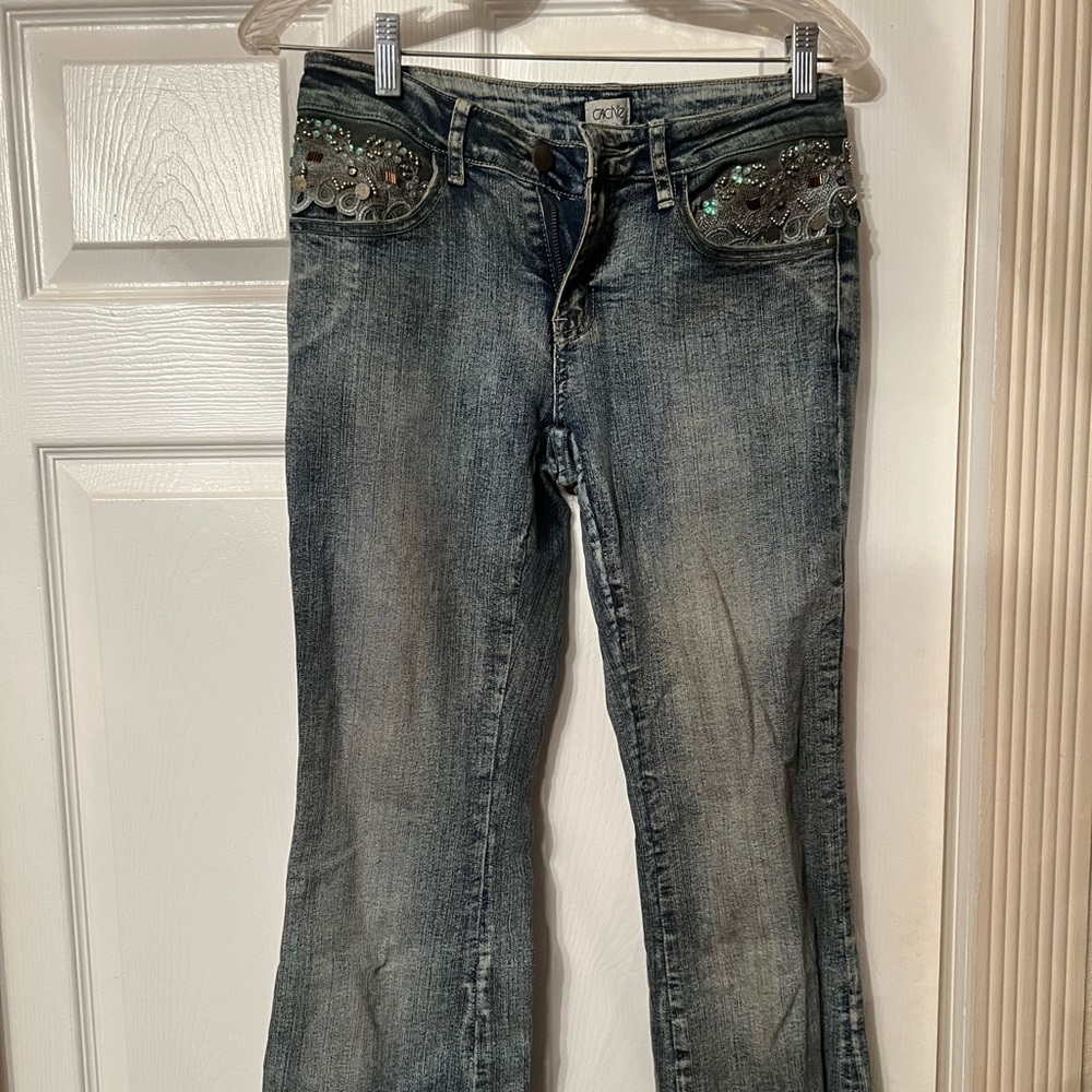Cache jeans